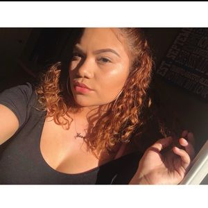 Meet your Posher, Gloria